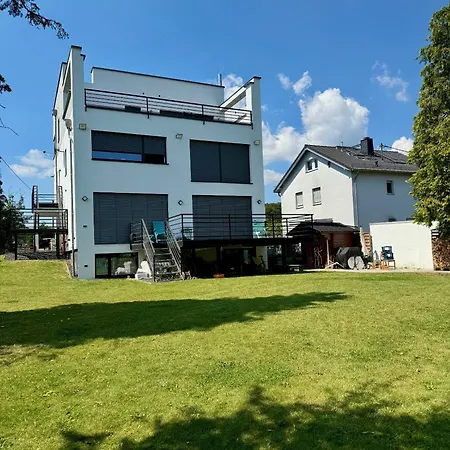 Apartment Penthouse Mit Ausblick *